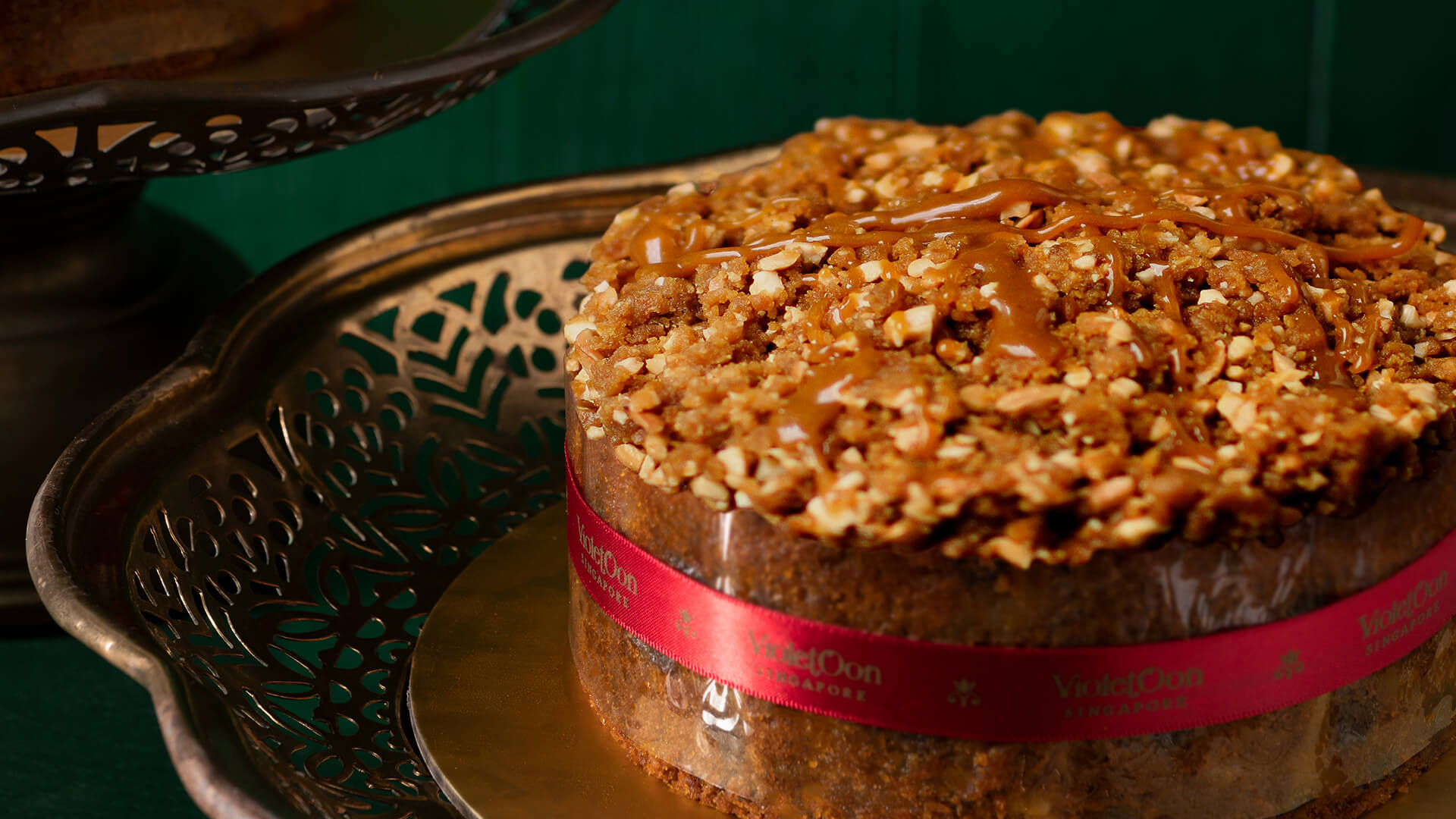 gula-melaka-crumble-cake